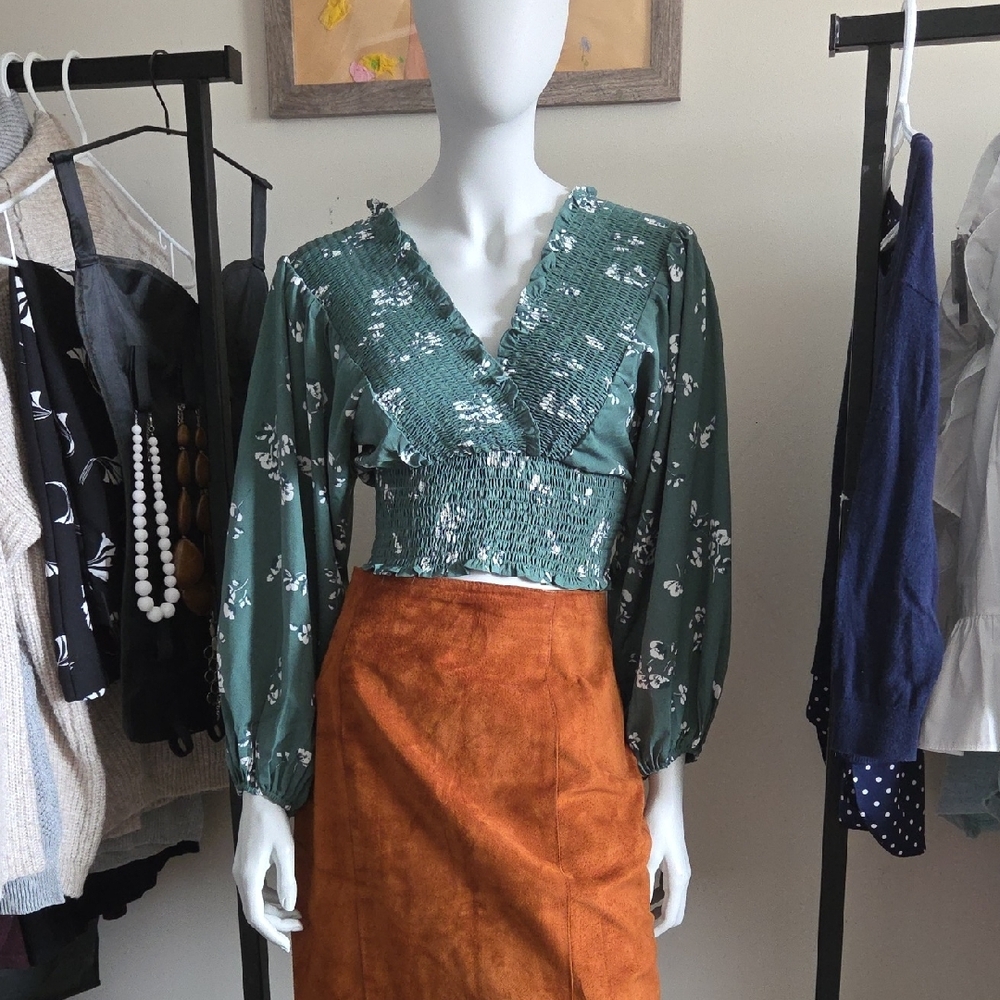 Abercrombie & Fitch Green and White Floral Puff Sleeve Ruched Crop Top